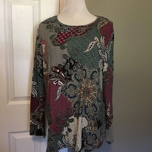 Green and Red Chico’s Sz 3 Relaxed Long Sleeve Tunic